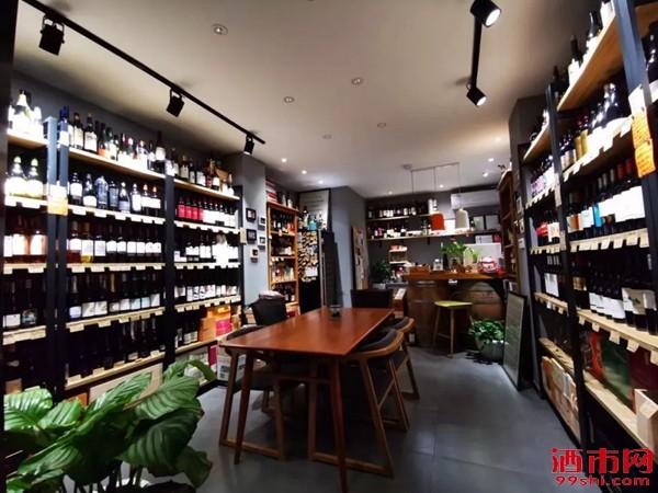 从葡萄酒工作室转型为零售商销售额6年扩大了近6倍她是如何做到的